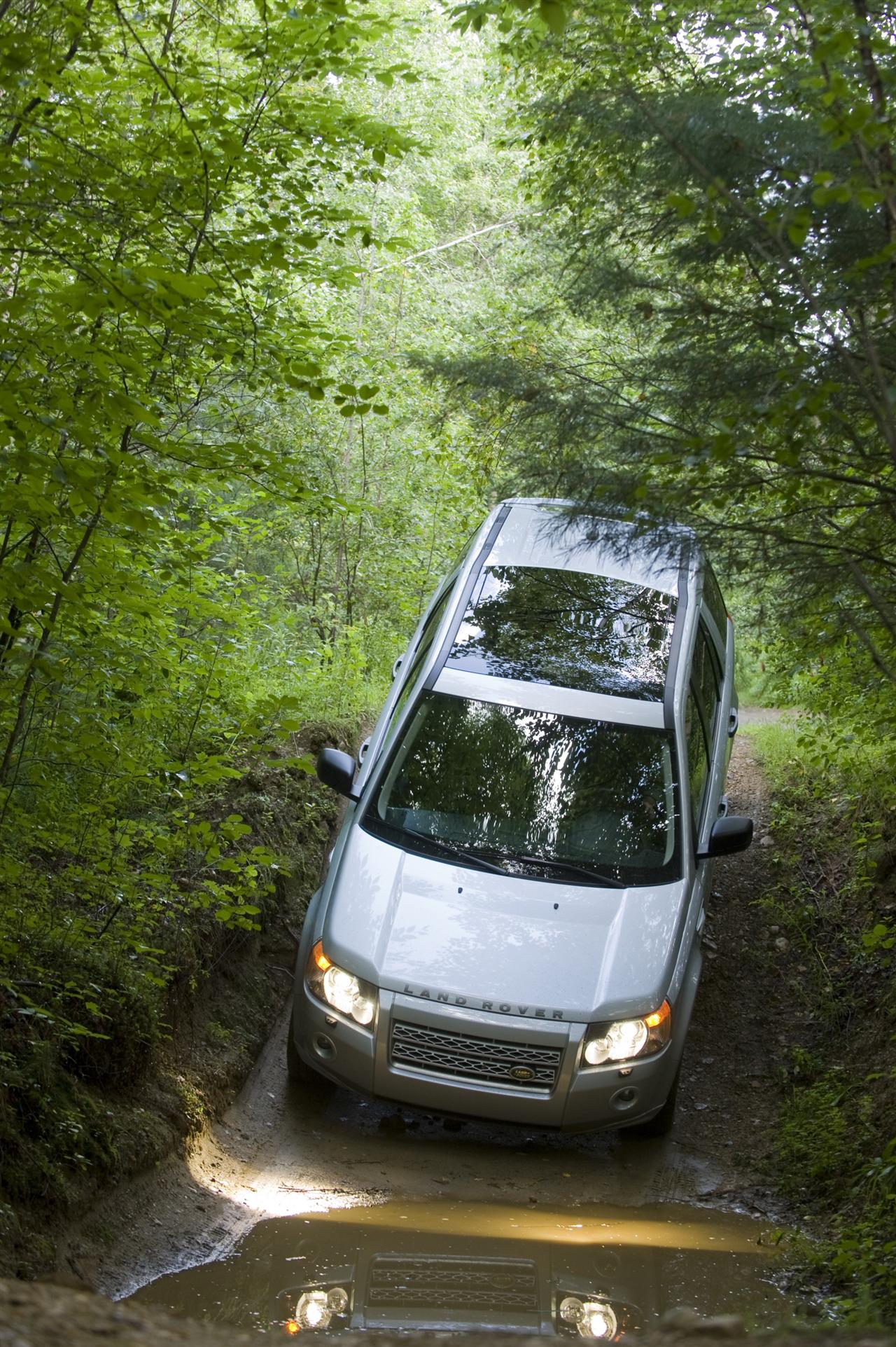 2010 Land Rover LR2